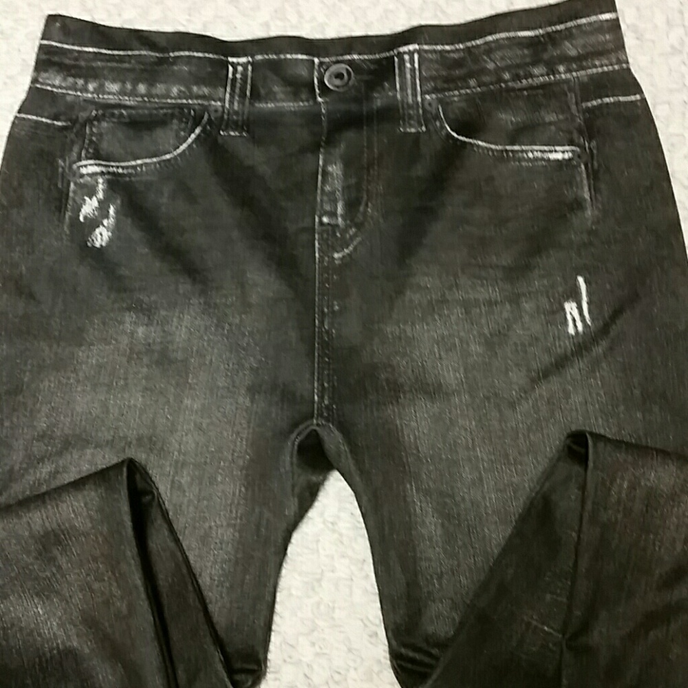 No Boundaries work out pants